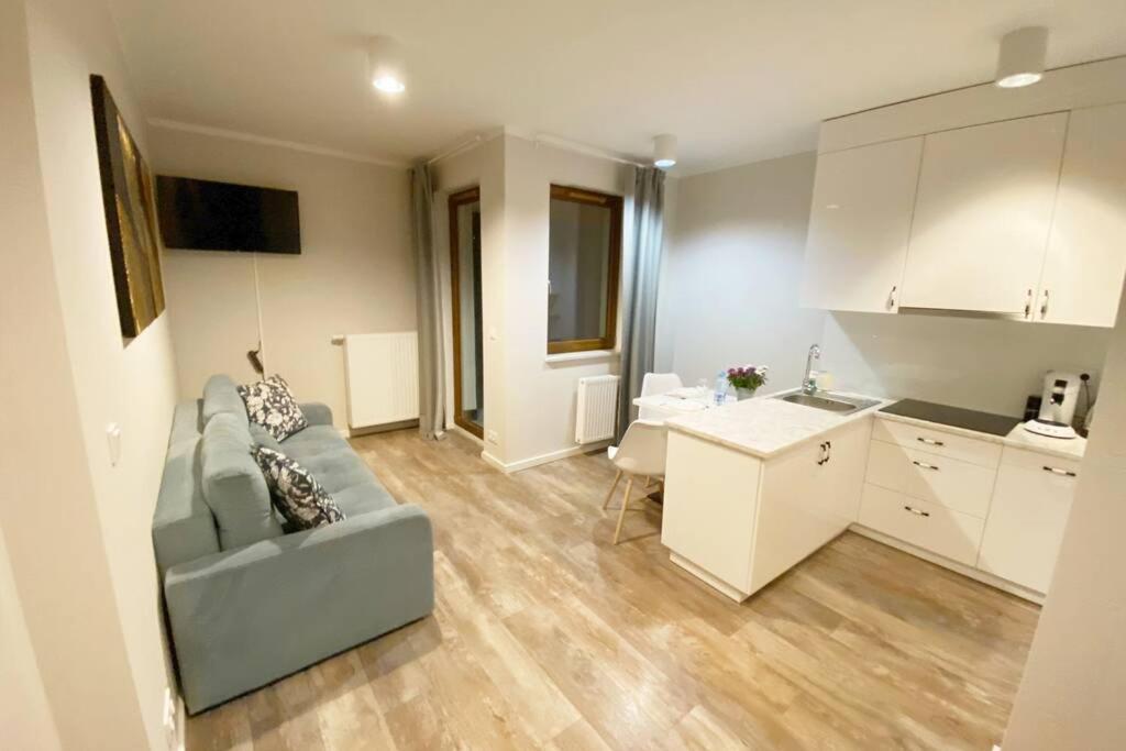 Exclusive 2Br! Apartment Near City Center +Netflix Warschau Exterior foto